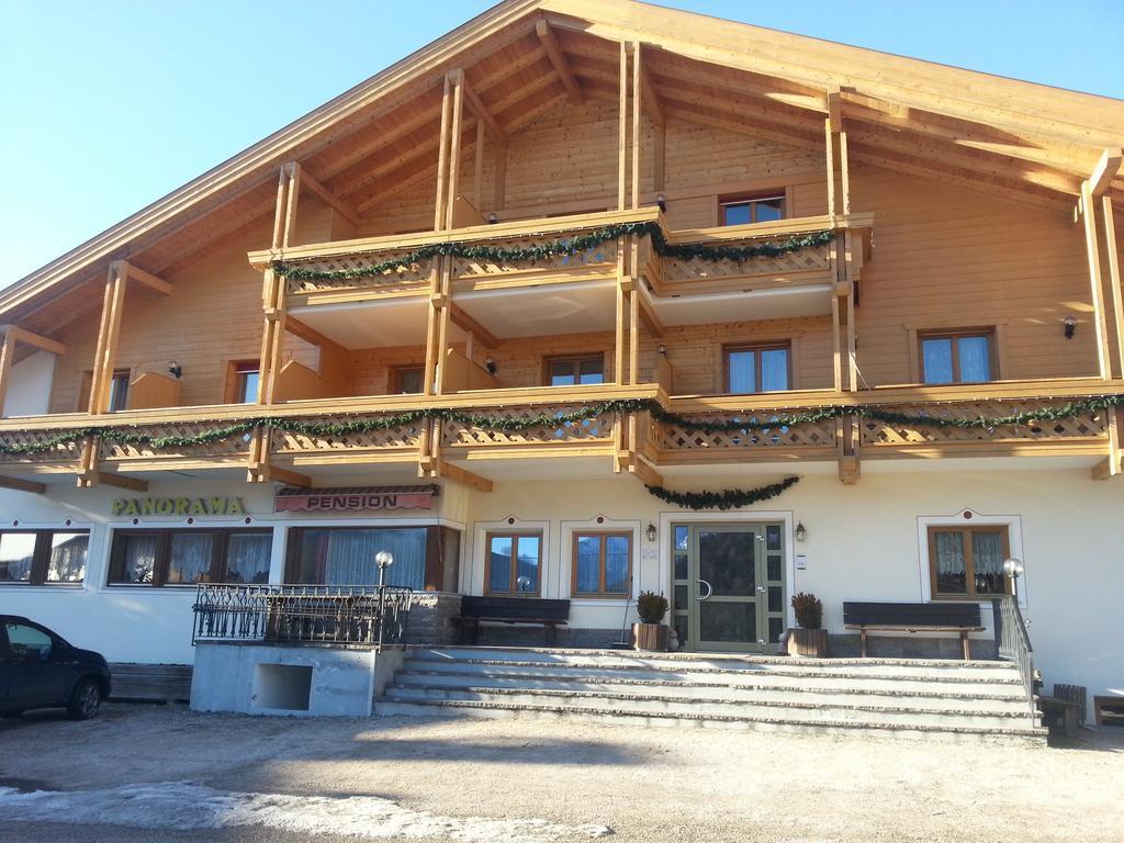 Pension Panorama Monguelfo-Tesido / Welsberg-Taisten Kültér fotó